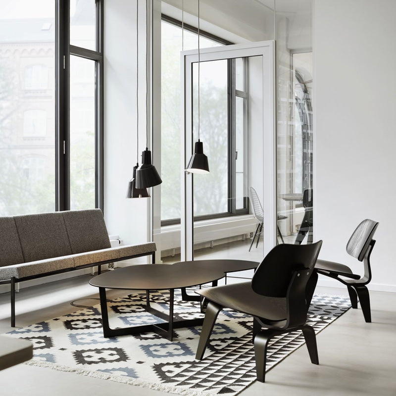 Poltrona Eames Plywood negra